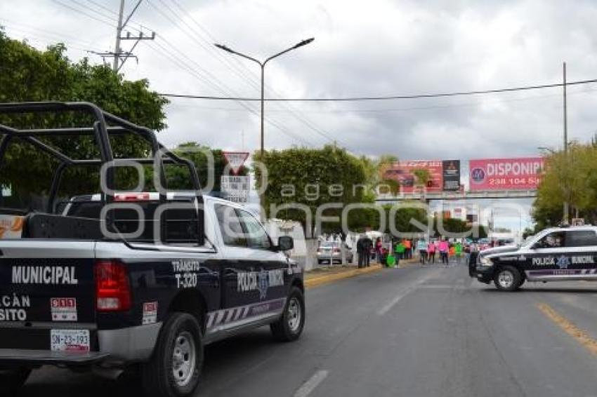 TEHUACÁN . MANIFESTACIÓN