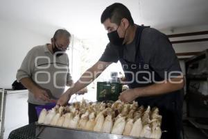 ELABORACIÓN DE TAMALES