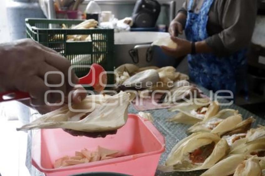 ELABORACIÓN DE TAMALES