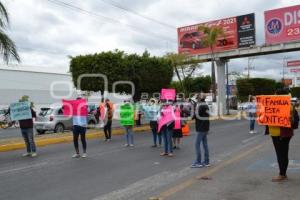 TEHUACÁN . MANIFESTACIÓN