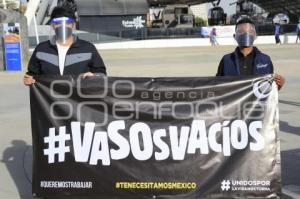 PROTESTA . VASOS VACÍOS