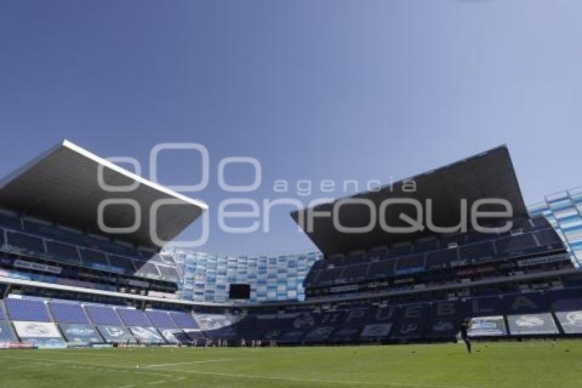 FÚTBOL FEMENIL . PUEBLA VS CRUZ AZUL