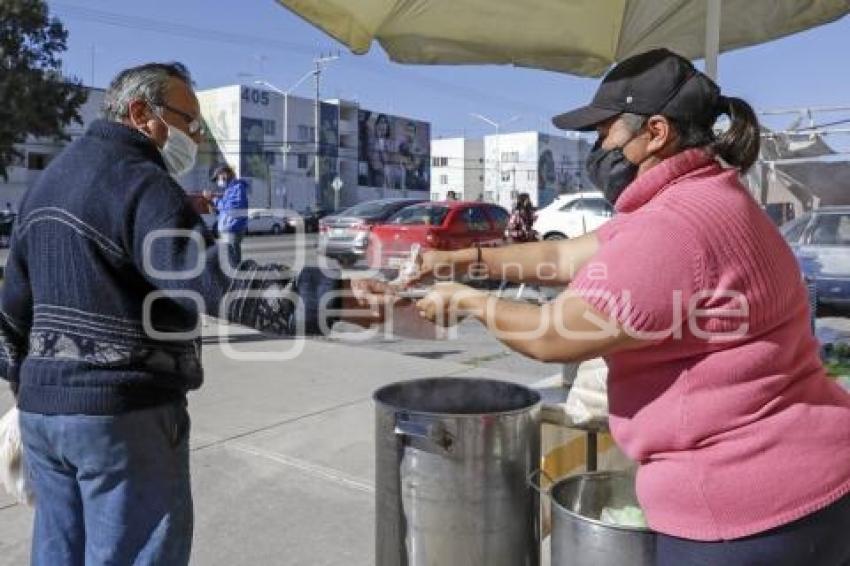 DÍA DE LA CANDELARIA . TAMALES