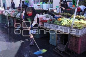 LIMPIEZA MERCADO 5 DE MAYO