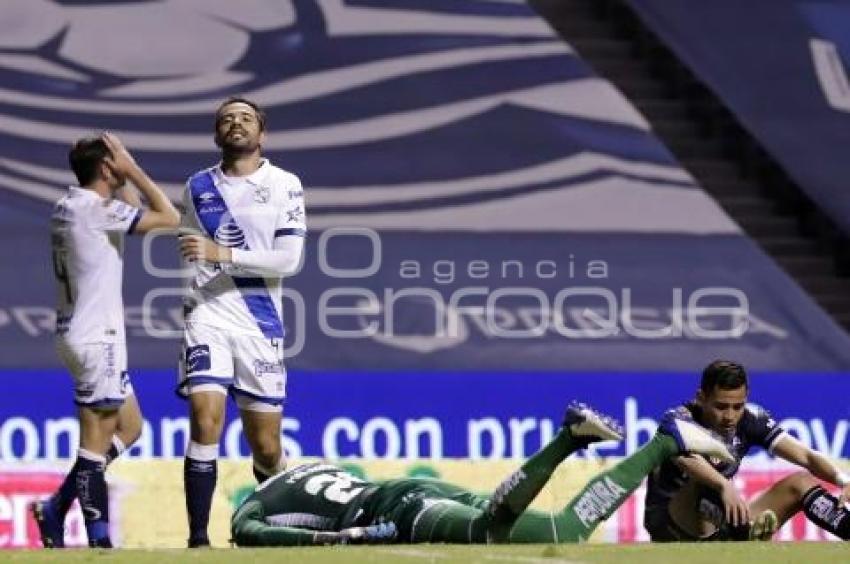 FÚTBOL . CLUB PUEBLA VS NECAXA