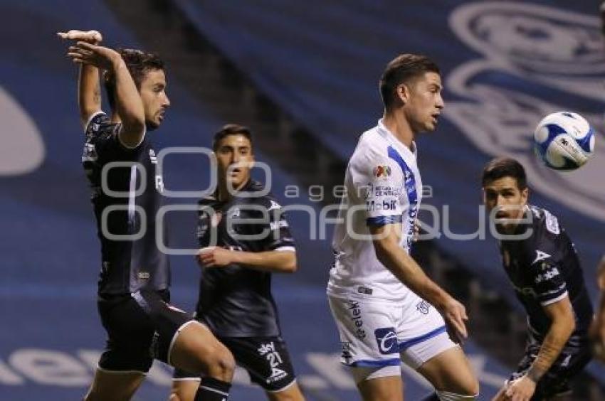 FÚTBOL . CLUB PUEBLA VS NECAXA