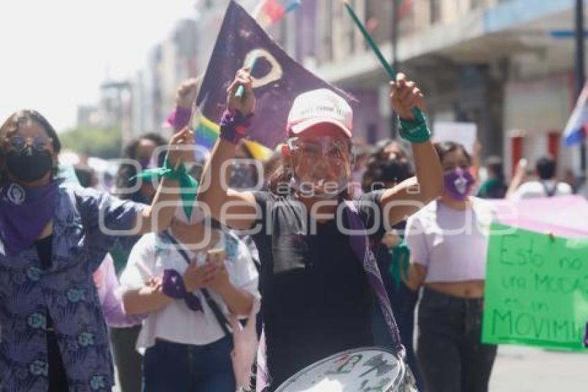 MANIFESTACIÓN FEMINISTA