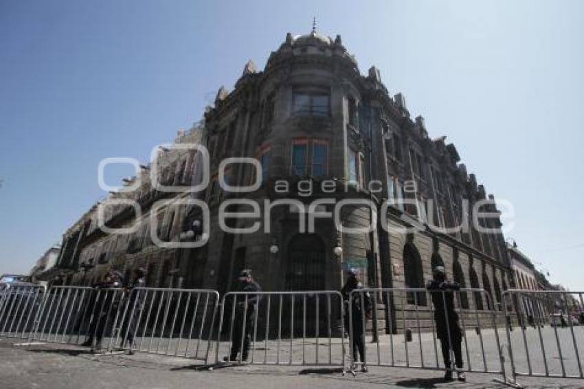 POLICÍA ESTATAL . VALLAS