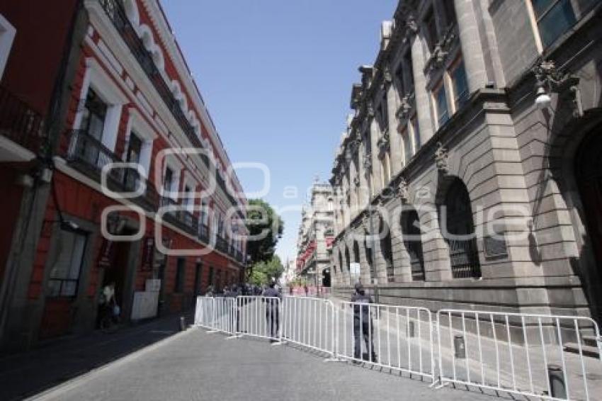 POLICÍA ESTATAL . VALLAS