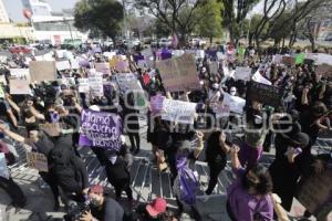 DÍA DE LA MUJER . PROTESTA . FISCALÍA