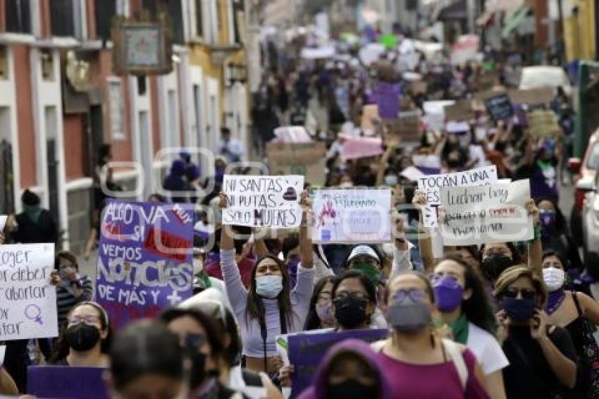 DÍA DE LA MUJER . MANIFESTACIÓN