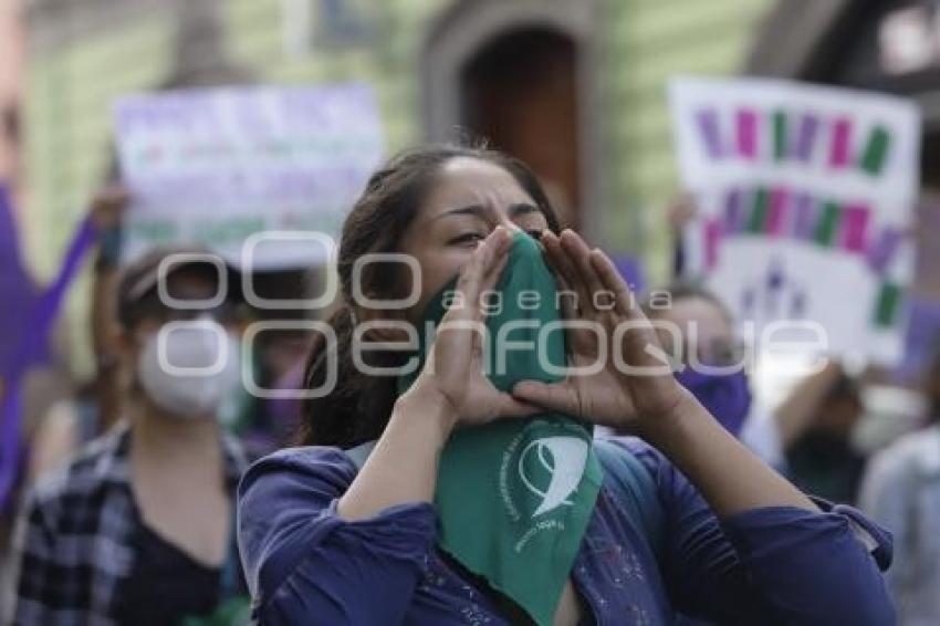 DÍA DE LA MUJER . MANIFESTACIÓN