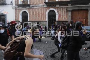 DÍA DE LA MUJER . PROTESTA