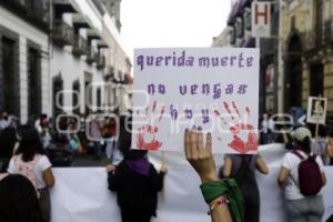 DÍA DE LA MUJER . MANIFESTACIÓN