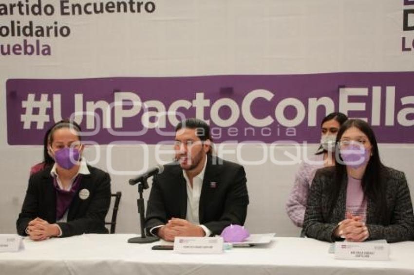PES . UN PACTO CON ELLAS