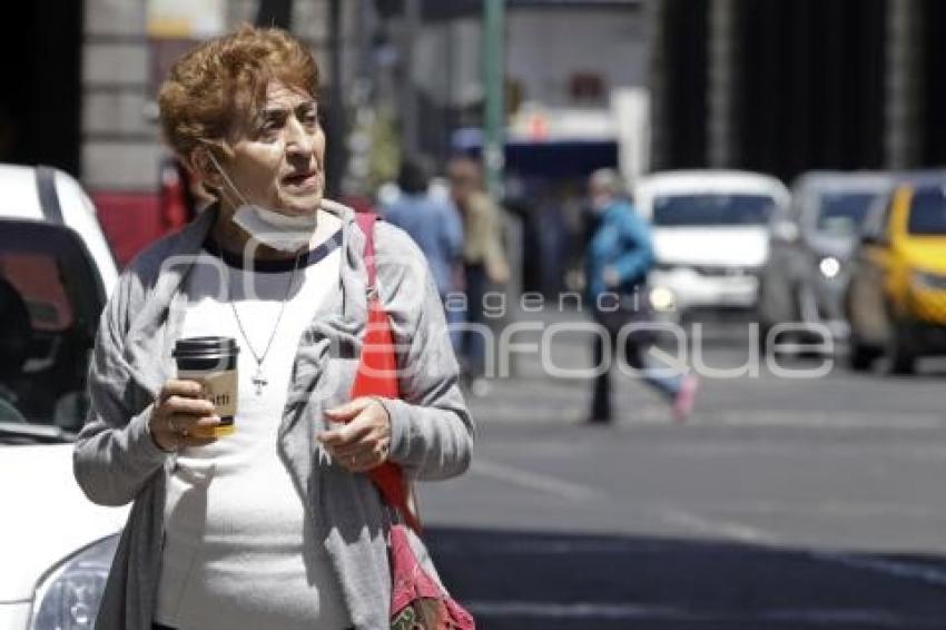 SALUD . USO CUBREBOCA