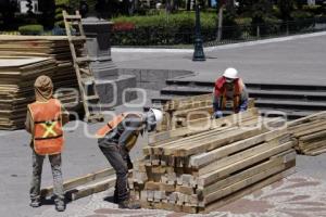 ZÓCALO . TRABAJADORES