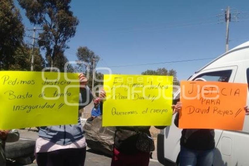 BLOQUEO AUTOPISTA