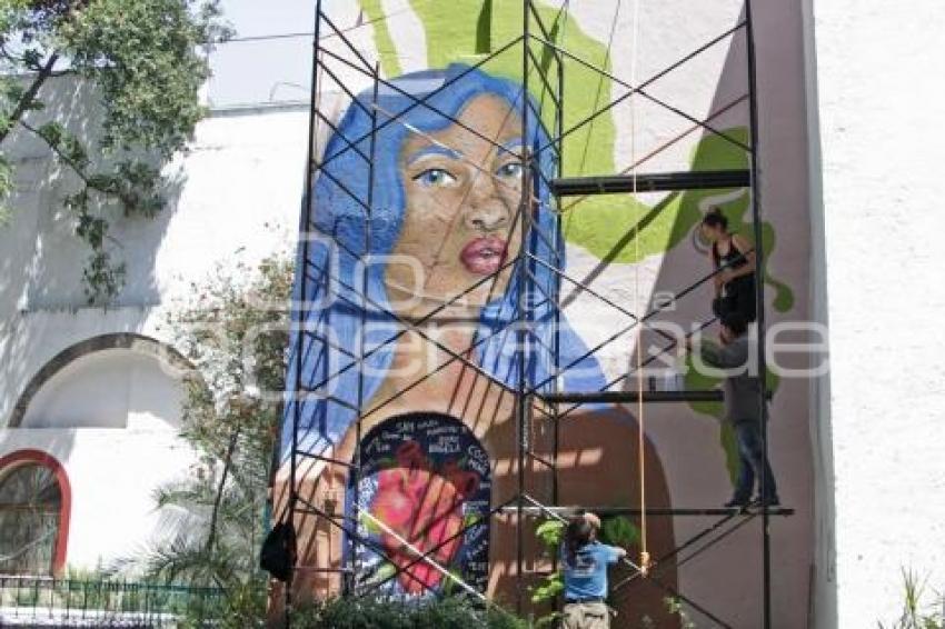 MURAL . DÍA DE LA MUJER