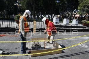 ZÓCALO . TRABAJADORES