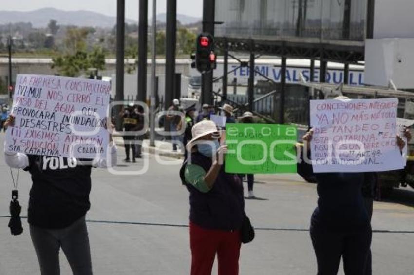 MANIFESTACIÓN . VECINOS SANTA CATARINA