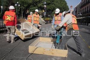 ZÓCALO . TRABAJADORES