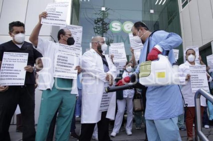 MANIFESTACIÓN . PERSONAL DE SALUD