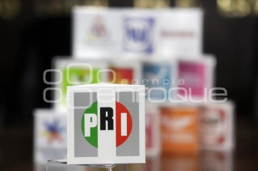 LOGO PRI