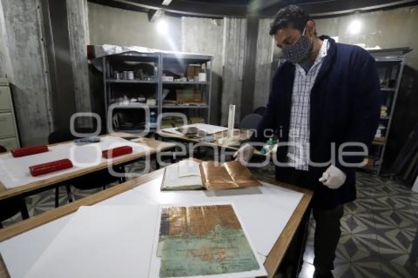 ARCHIVO MUNICIPAL . HOJAS DE ORO