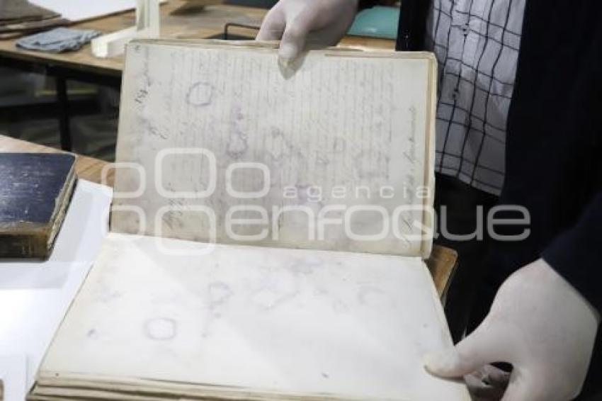 ARCHIVO MUNICIPAL . HOJAS DE ORO