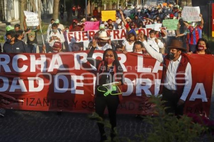 MORENA . MARCHA POR LA DIGNIDAD