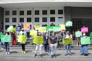 MANIFESTACIÓN MERCADO AMALUCAN