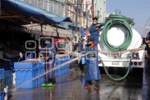 MERCADO 5 DE MAYO . LIMPIEZA