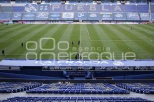 FÚTBOL . ESTADIO CUAUHTÉMOC