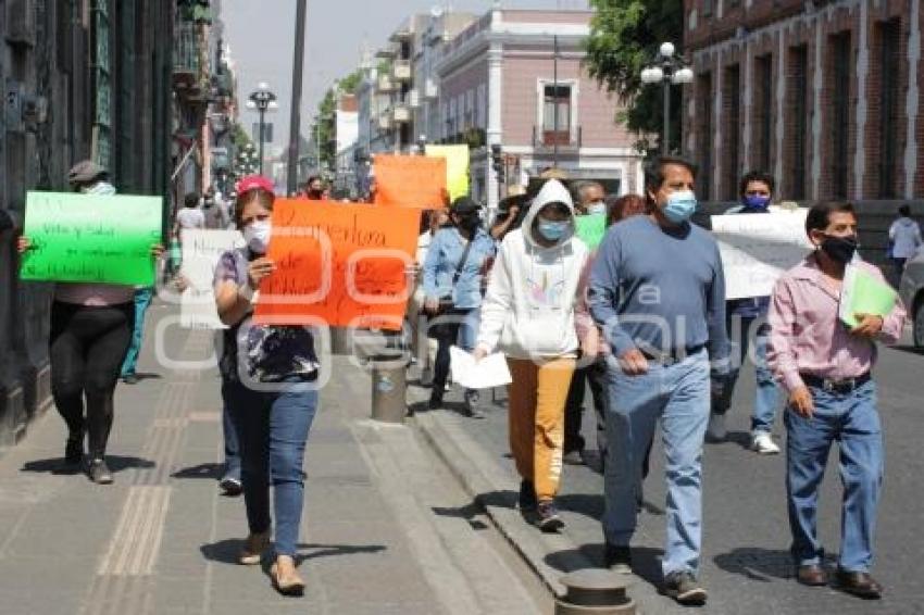 MANIFESTACIÓN BAÑOS PÚBLICOS