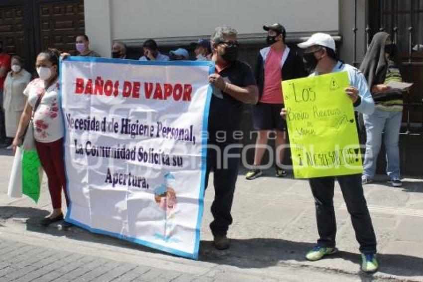 MANIFESTACIÓN BAÑOS PÚBLICOS