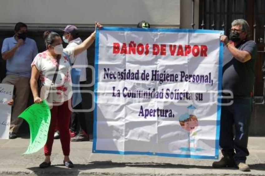 MANIFESTACIÓN BAÑOS PÚBLICOS