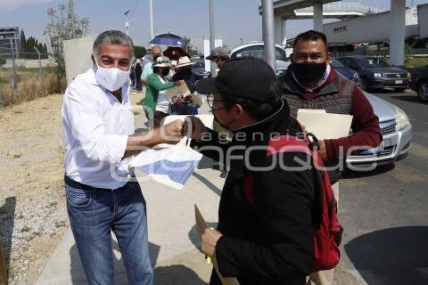 VACUNA COVID-19 . TONY GALI