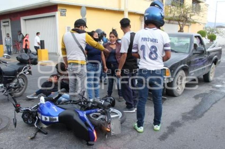 TEHUACÁN . ACCIDENTE MOTOCICLISTAS