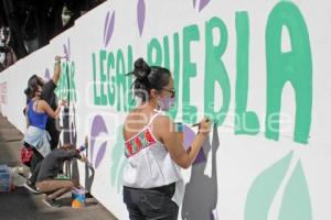 ZÓCALO . MURAL ABORTO