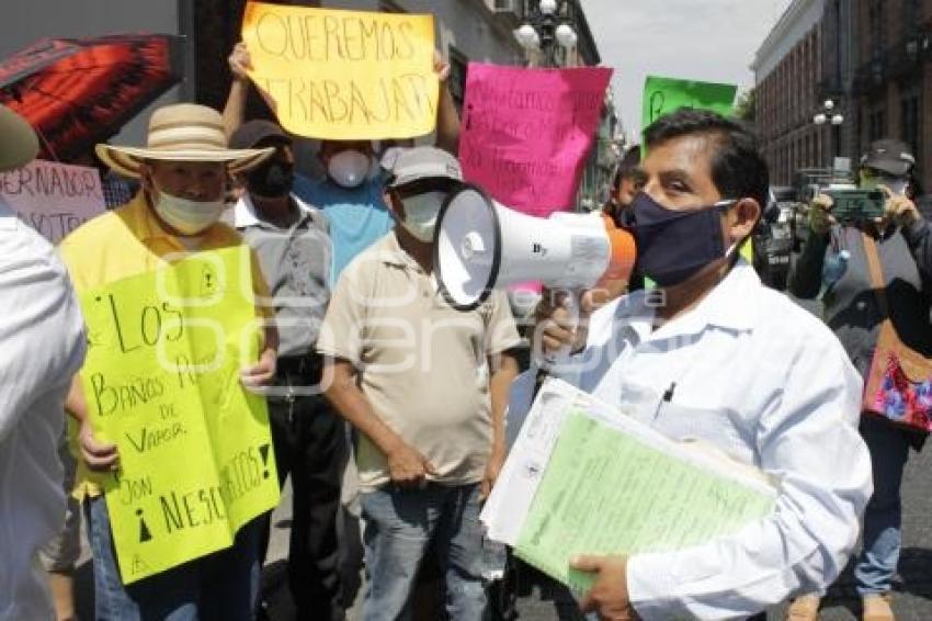 MANIFESTACIÓN BAÑOS PÚBLICOS