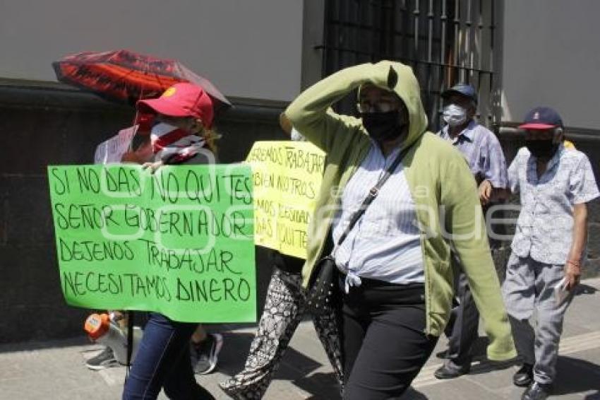 MANIFESTACIÓN BAÑOS PÚBLICOS