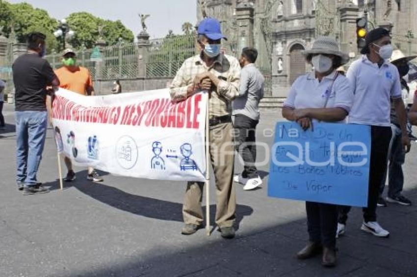 MANIFESTACIÓN BAÑOS PÚBLICOS