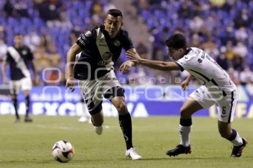 FÚTBOL . CLUB PUEBLA VS PUMAS