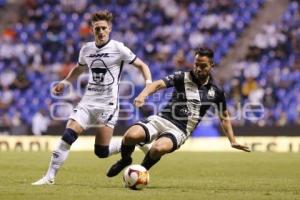 FÚTBOL . CLUB PUEBLA VS PUMAS