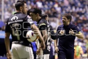 FÚTBOL . CLUB PUEBLA VS PUMAS