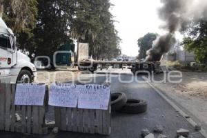 BLOQUEO CARRETERA FEDERAL