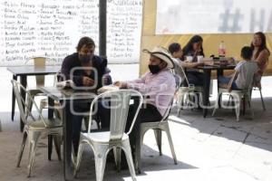 DÍA DE LAS MADRES . RESTAURANTES