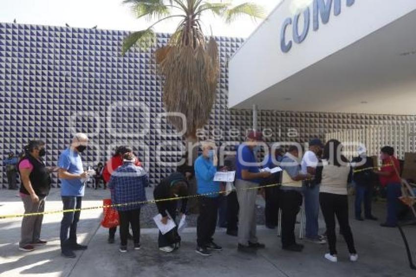 VACUNA COVID-19 . HOSPITAL DEL SUR