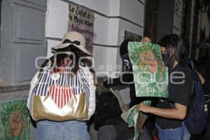 CONGRESO . FEMINISTAS